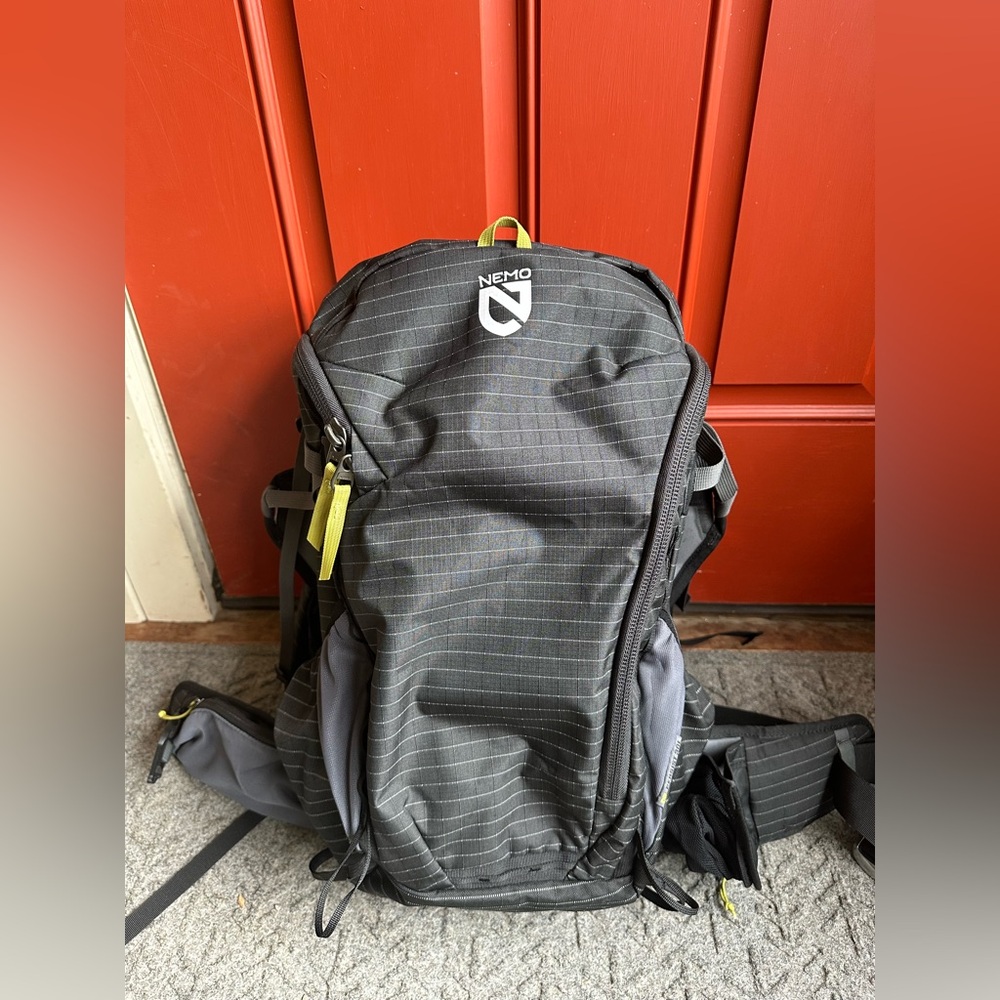 Nemo Persist 30L pack
